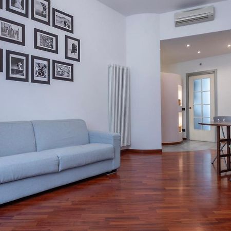 Italianway - Maroncelli 2 B Apartment Milan Bagian luar foto