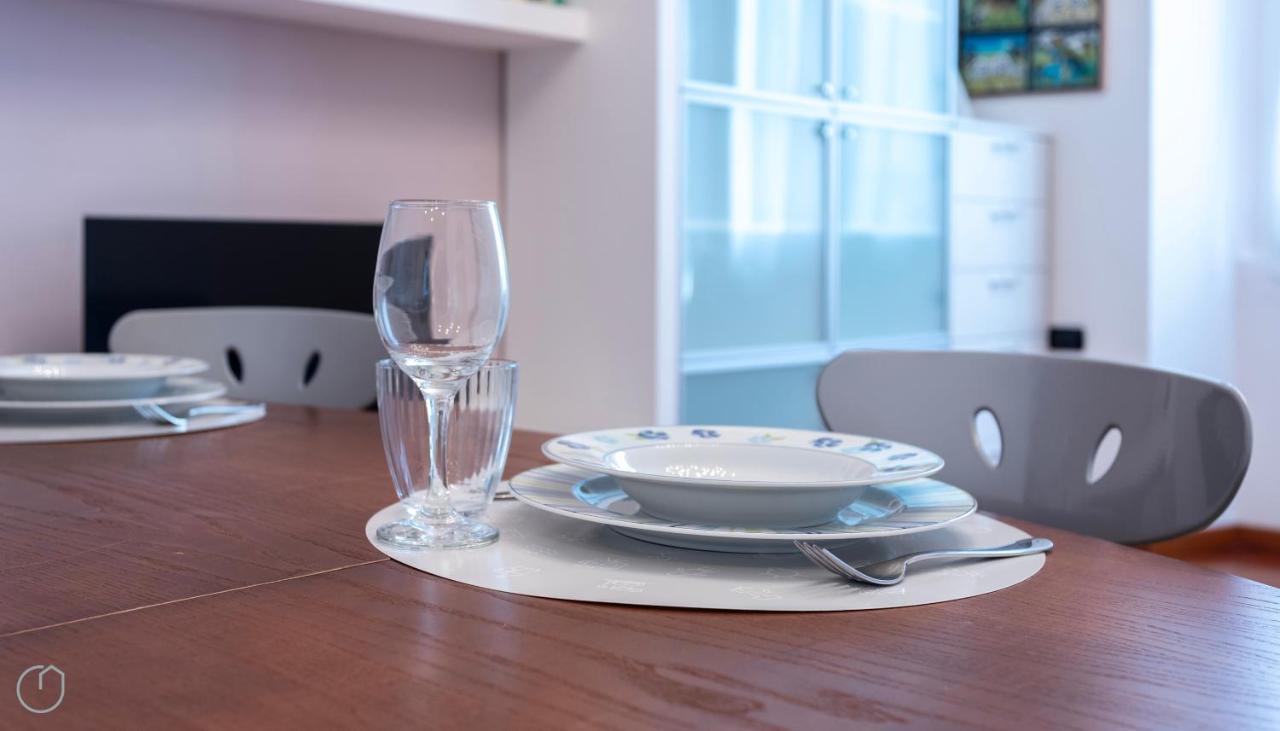 Italianway - Maroncelli 2 B Apartment Milan Bagian luar foto